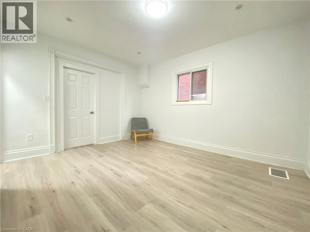 114 TISDALE Unit 1 photo 5