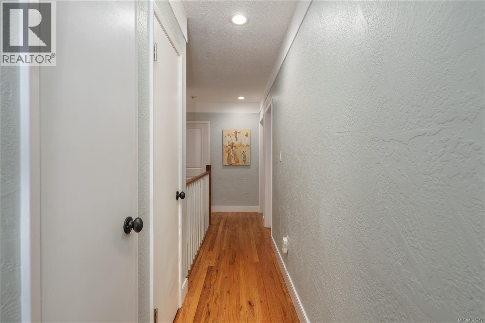  1299 Camrose Crescent, Saanich