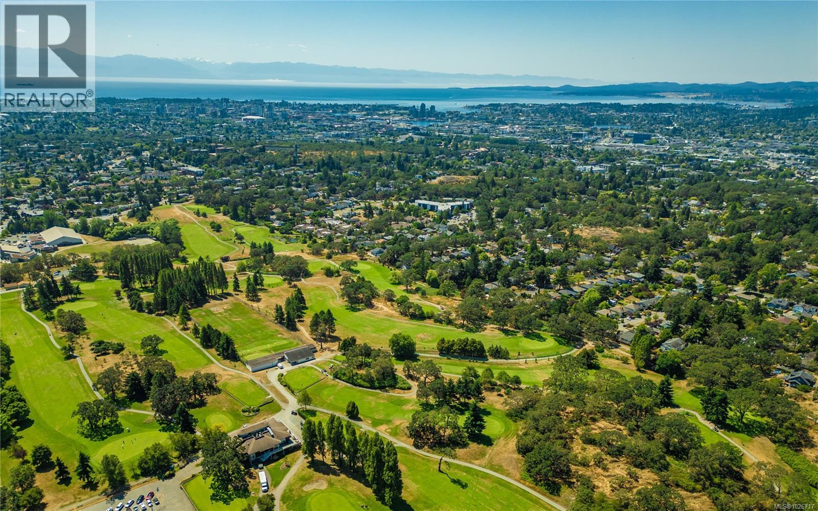  1299 Camrose Crescent, Saanich