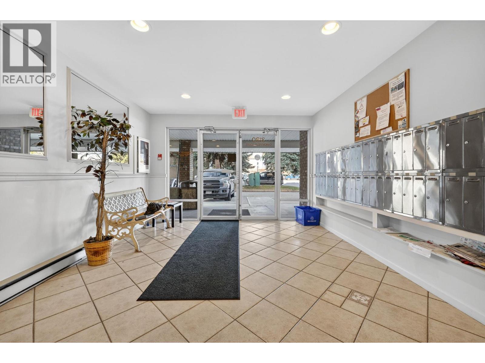  3180 De Montreuil Court, Kelowna