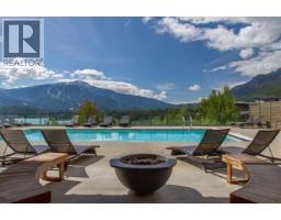 8611 Maelle Ricker Lane, Whistler, BC V8E1L9 Photo 8