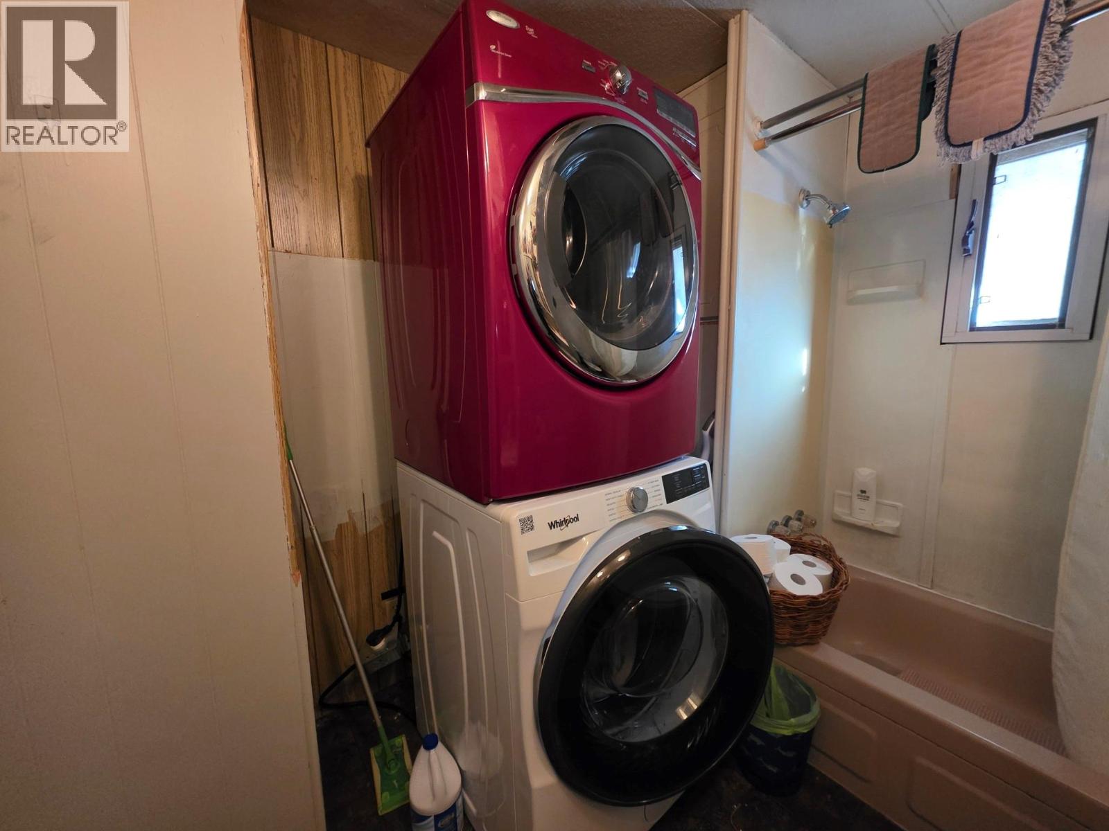  4300 Victoria Avenue East, Grand Forks