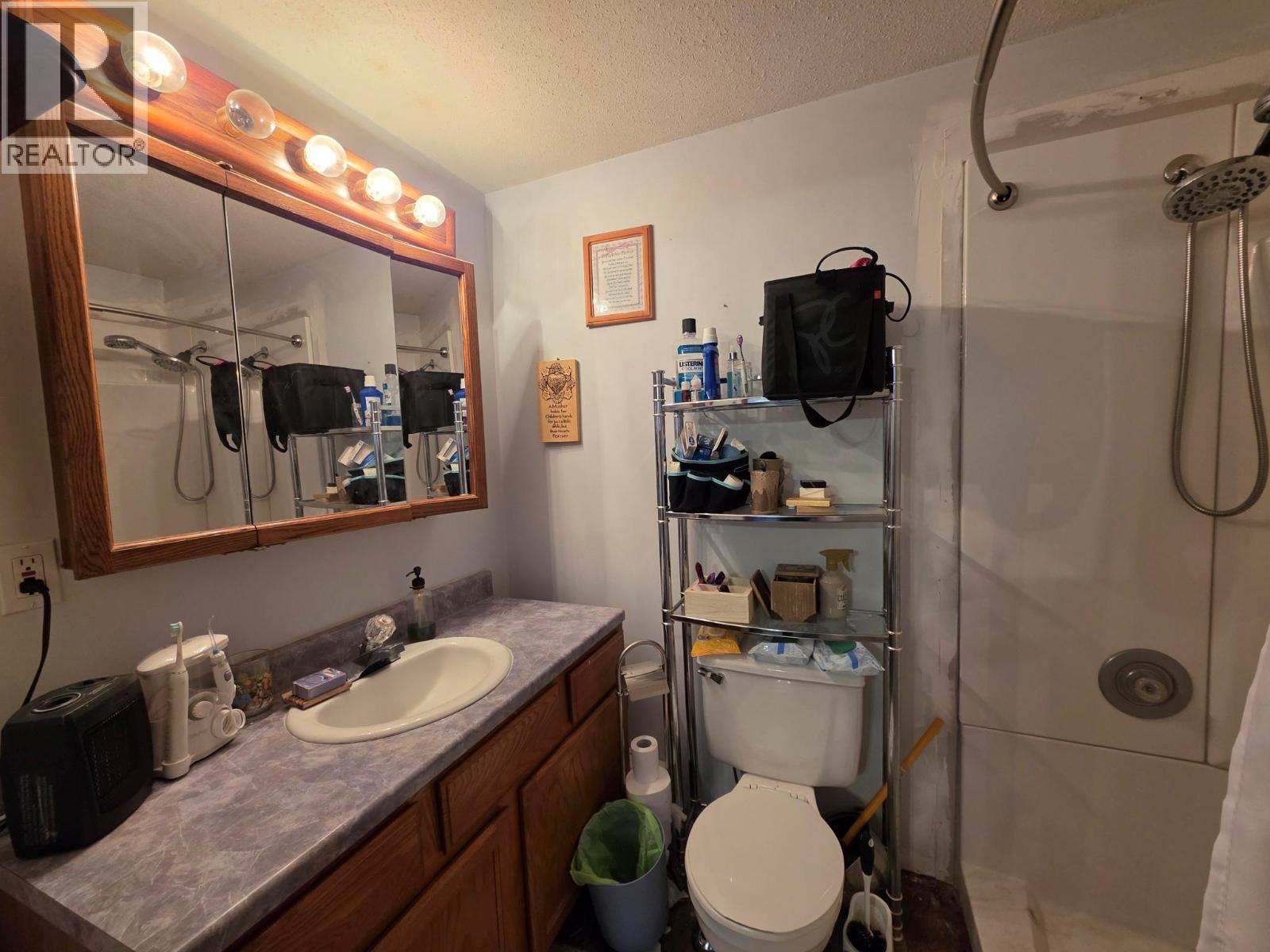  4300 Victoria Avenue East, Grand Forks