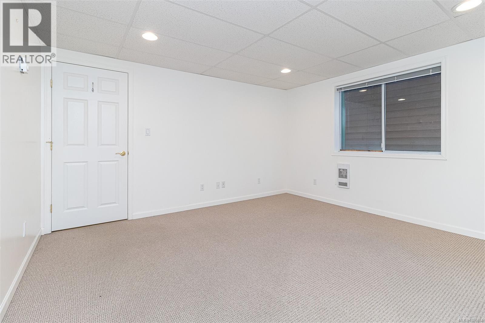 102 & 103 832 Fisgard Street, Victoria