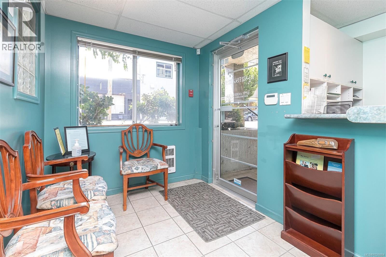 102 & 103 832 Fisgard Street, Victoria