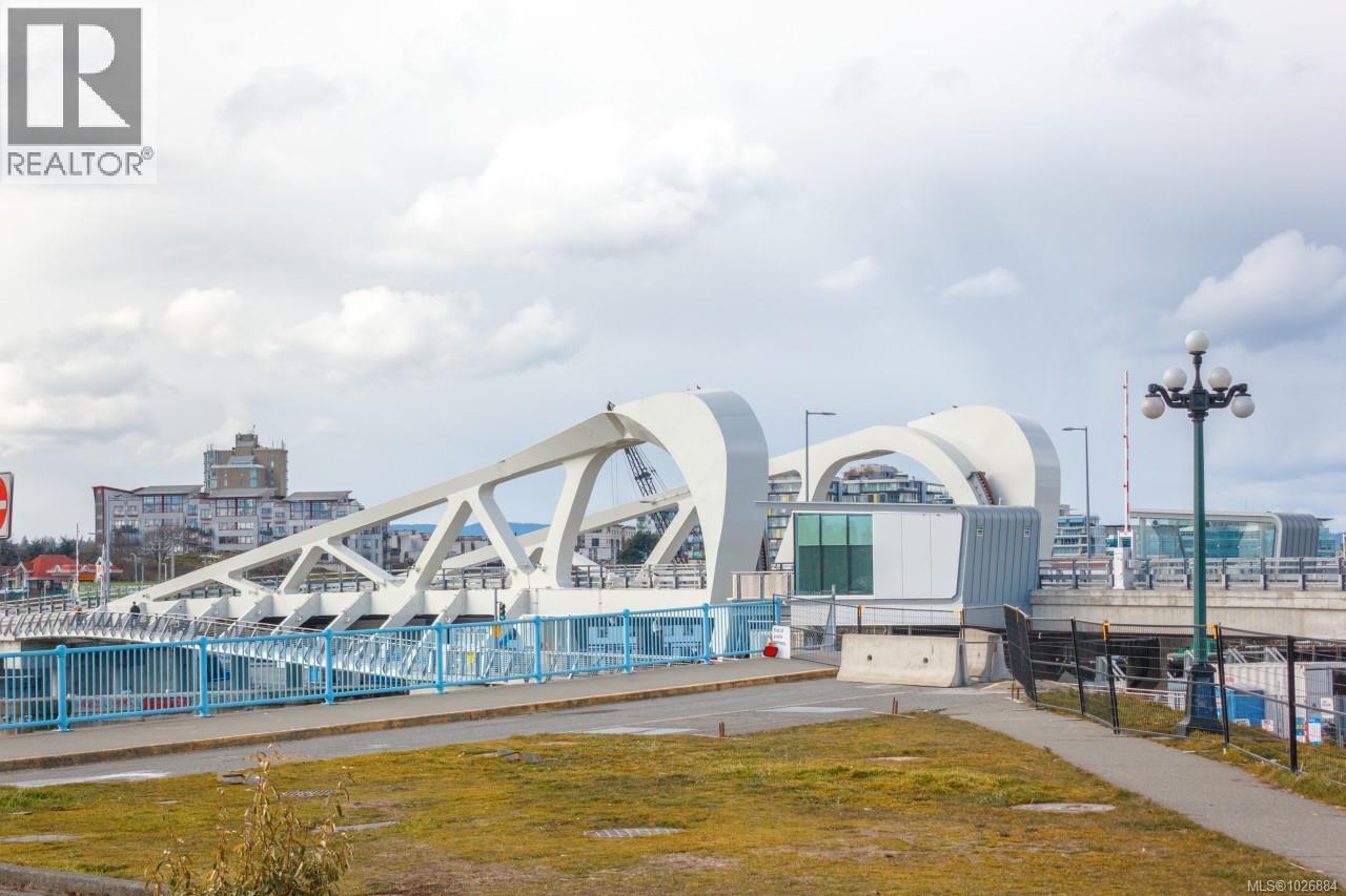 102 & 103 832 Fisgard Street, Victoria