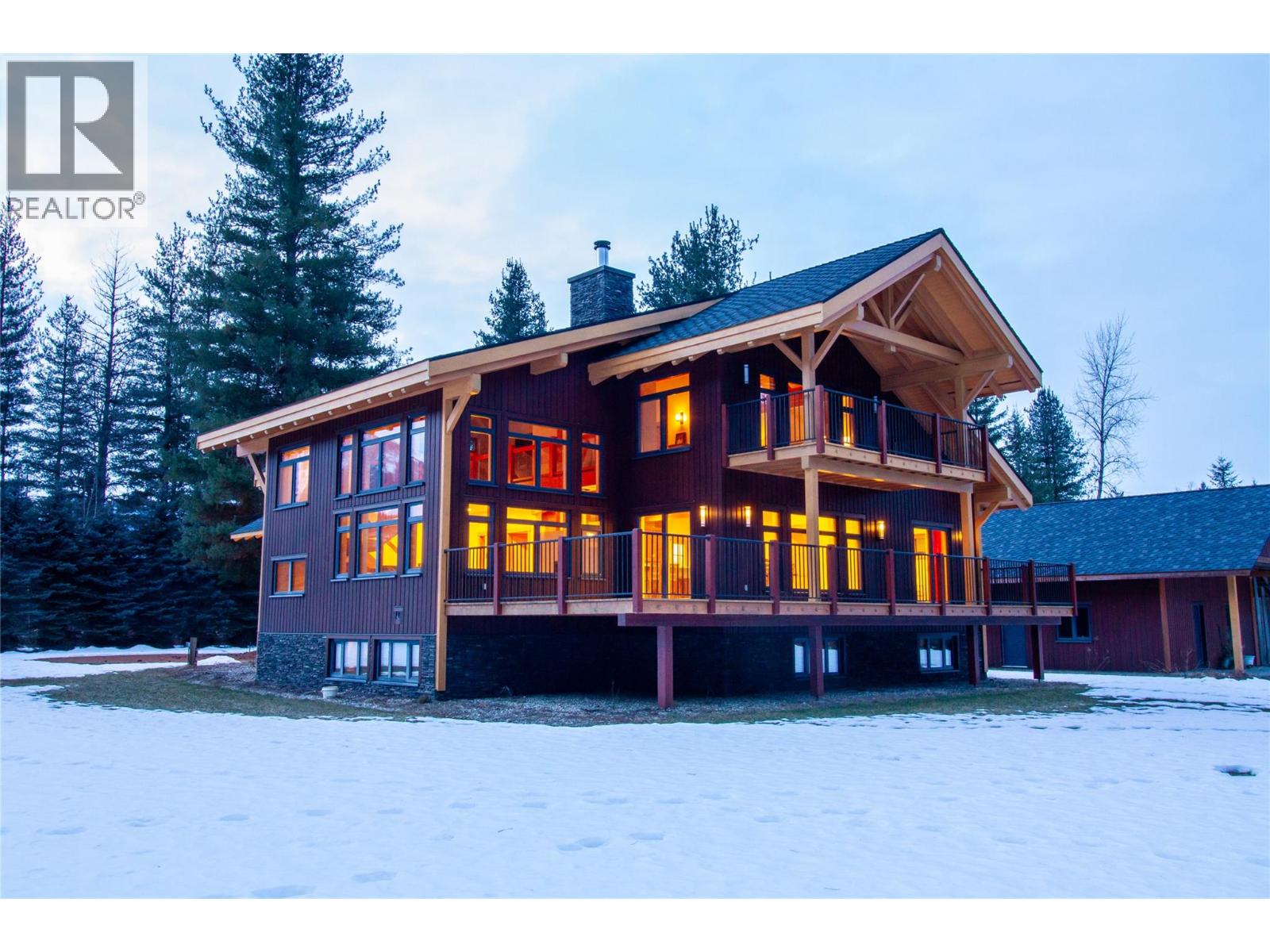 3266 Airport Way, Revelstoke