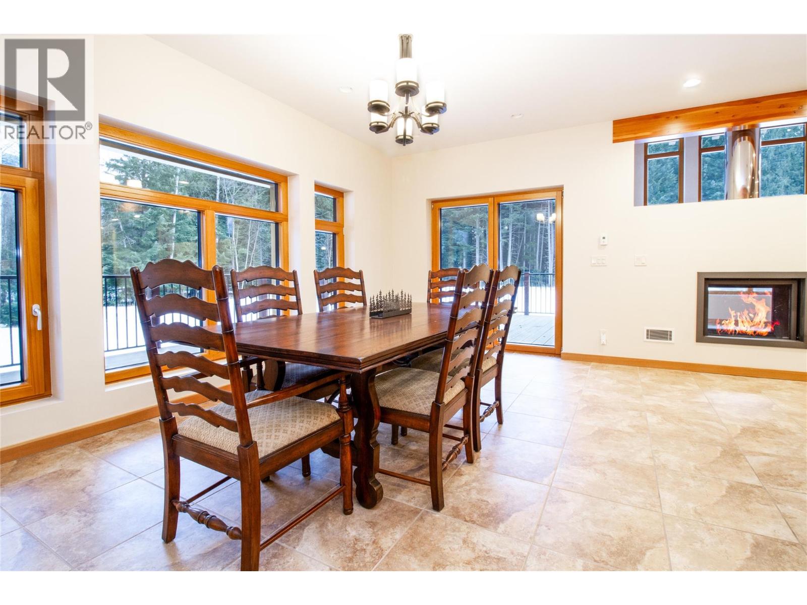  3266 Airport Way, Revelstoke