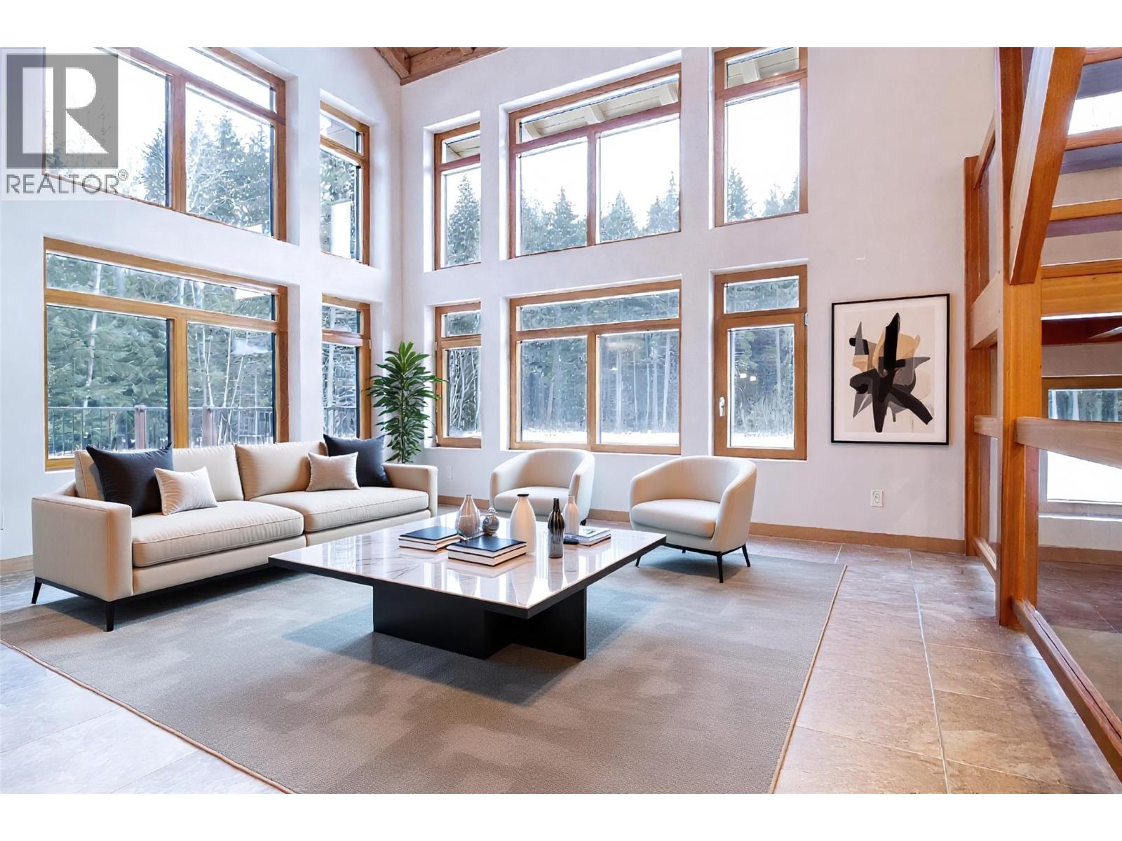  3266 Airport Way, Revelstoke