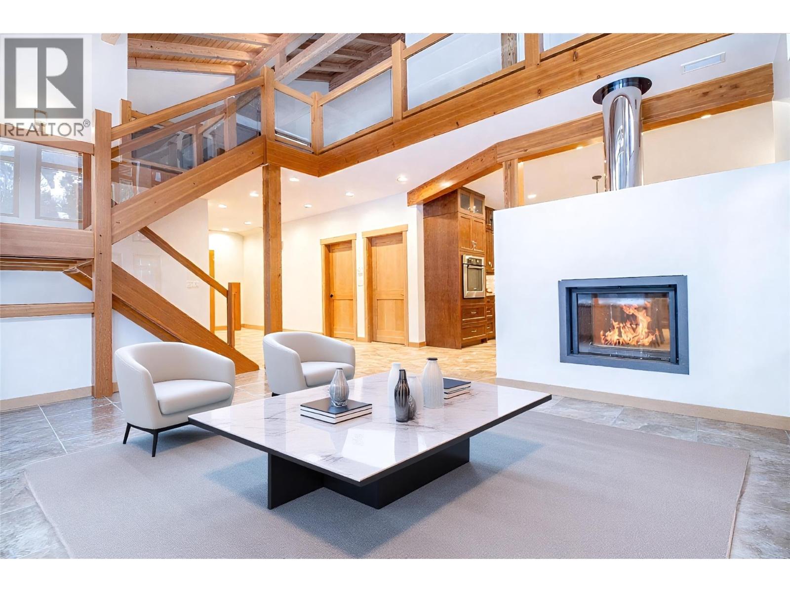  3266 Airport Way, Revelstoke