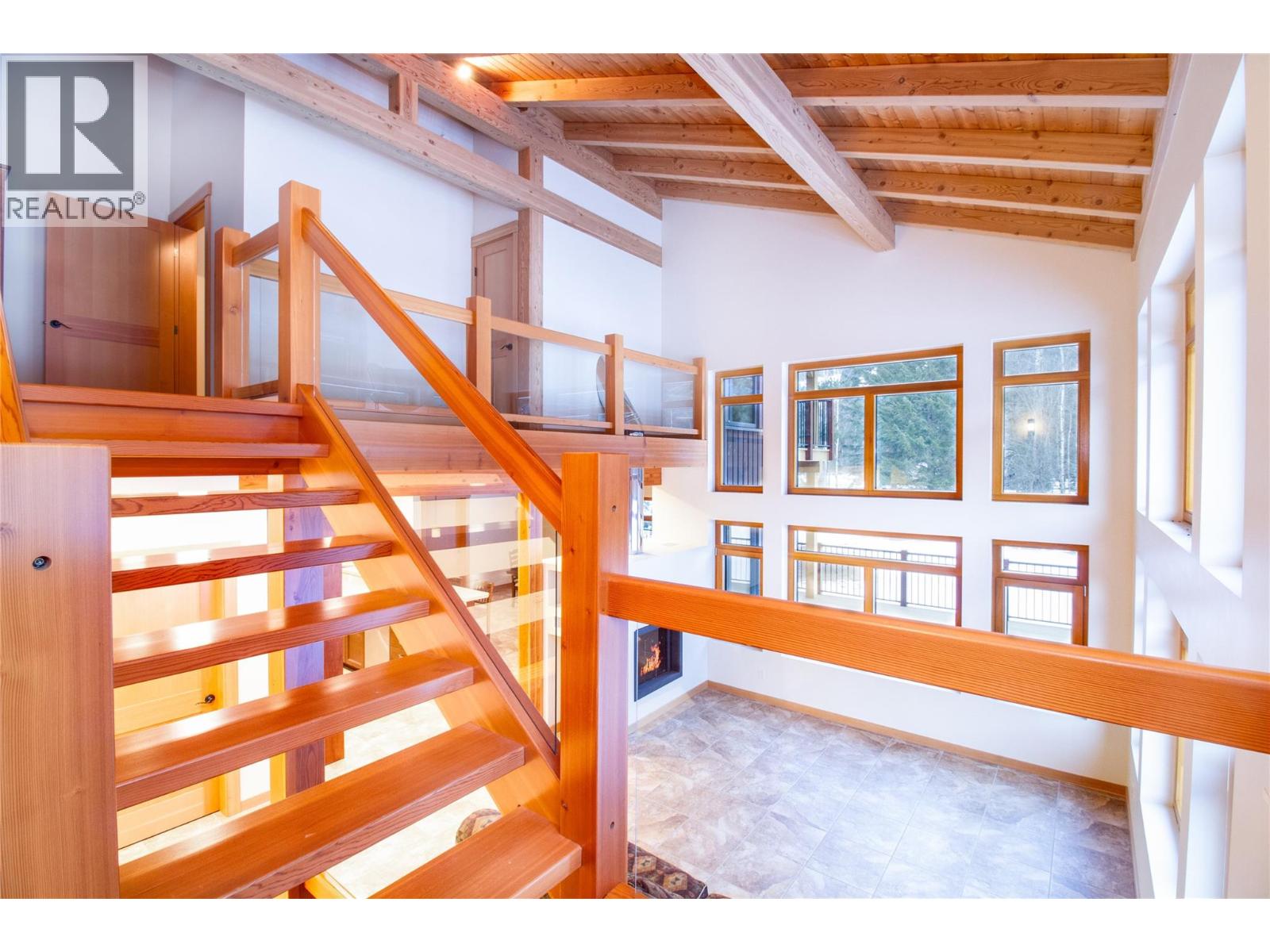  3266 Airport Way, Revelstoke