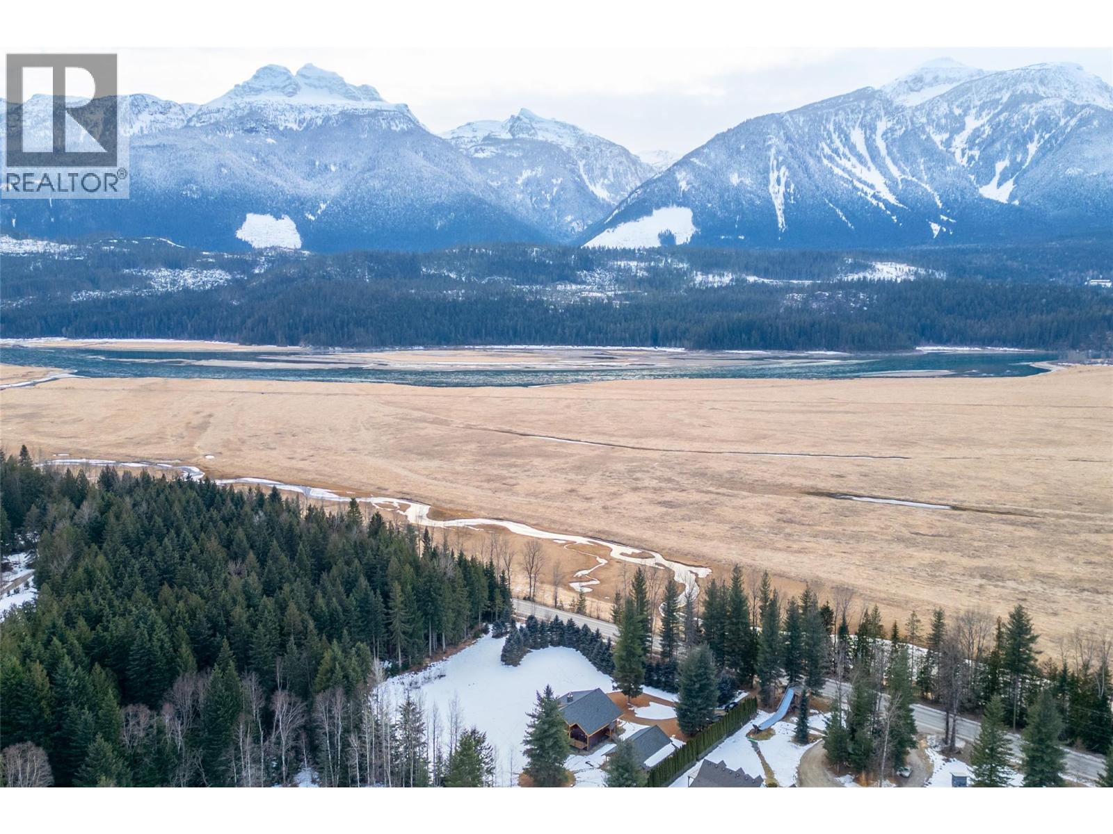  3266 Airport Way, Revelstoke