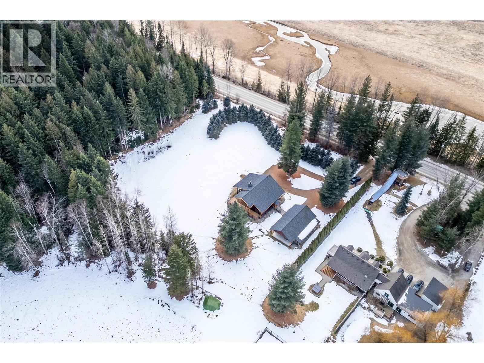  3266 Airport Way, Revelstoke