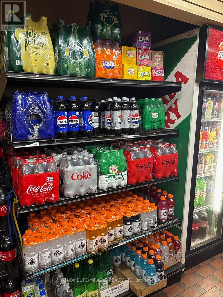 2031 Lakeshore Unit 1 photo 4