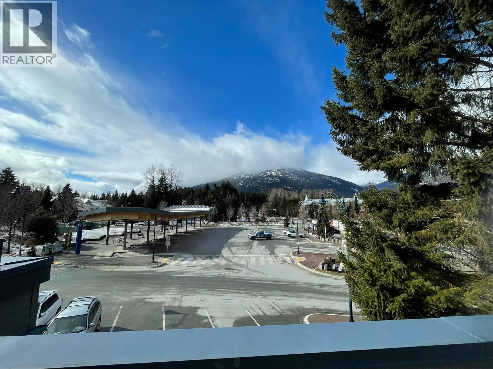 Week 50 203/303-4321 VILLAGE GATE BOULEVARD, Whistler