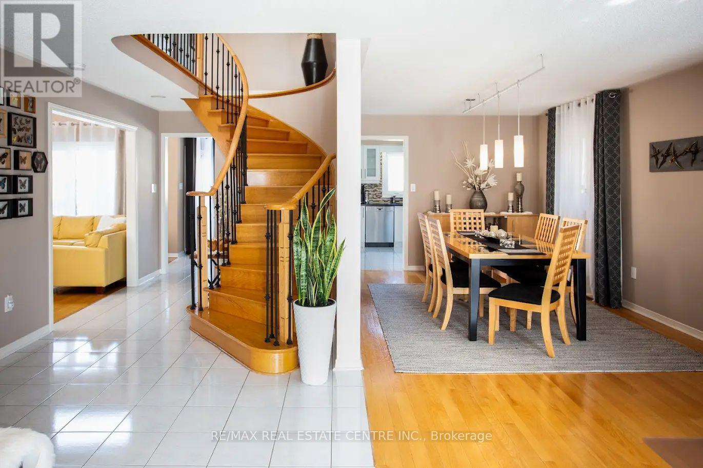 5525 MIDDLEPORT CRESCENT - Photo 4 of 46, Mississauga (Hurontario), Ontario