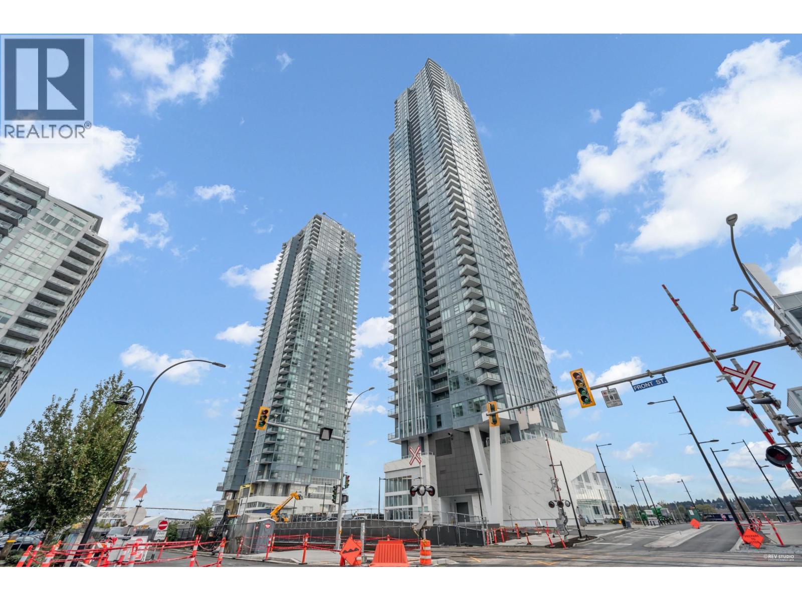 680 QUAYSIDE Drive 607