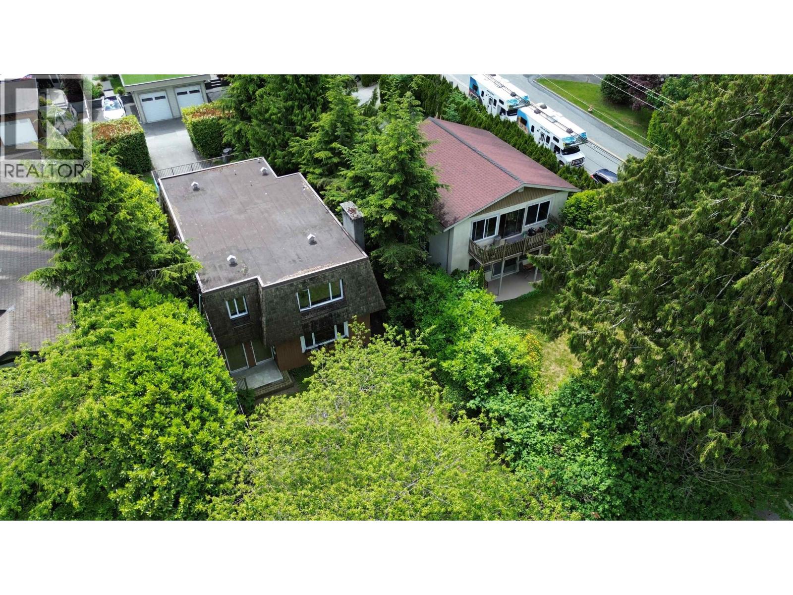 6388 DOUGLAS STREET, West Vancouver