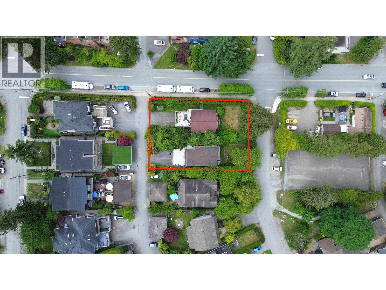 6388 DOUGLAS STREET, West Vancouver