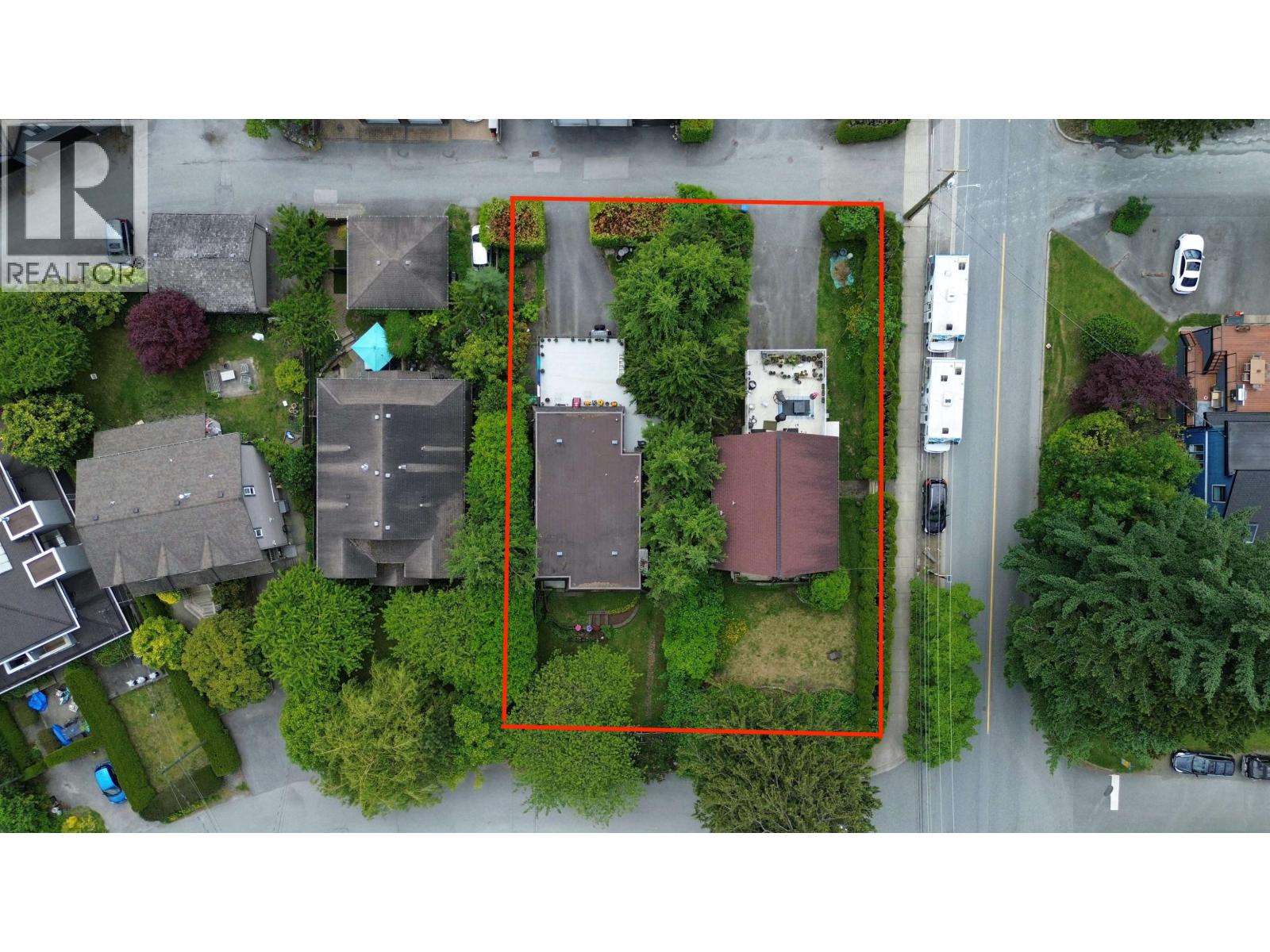 6388 DOUGLAS STREET, West Vancouver