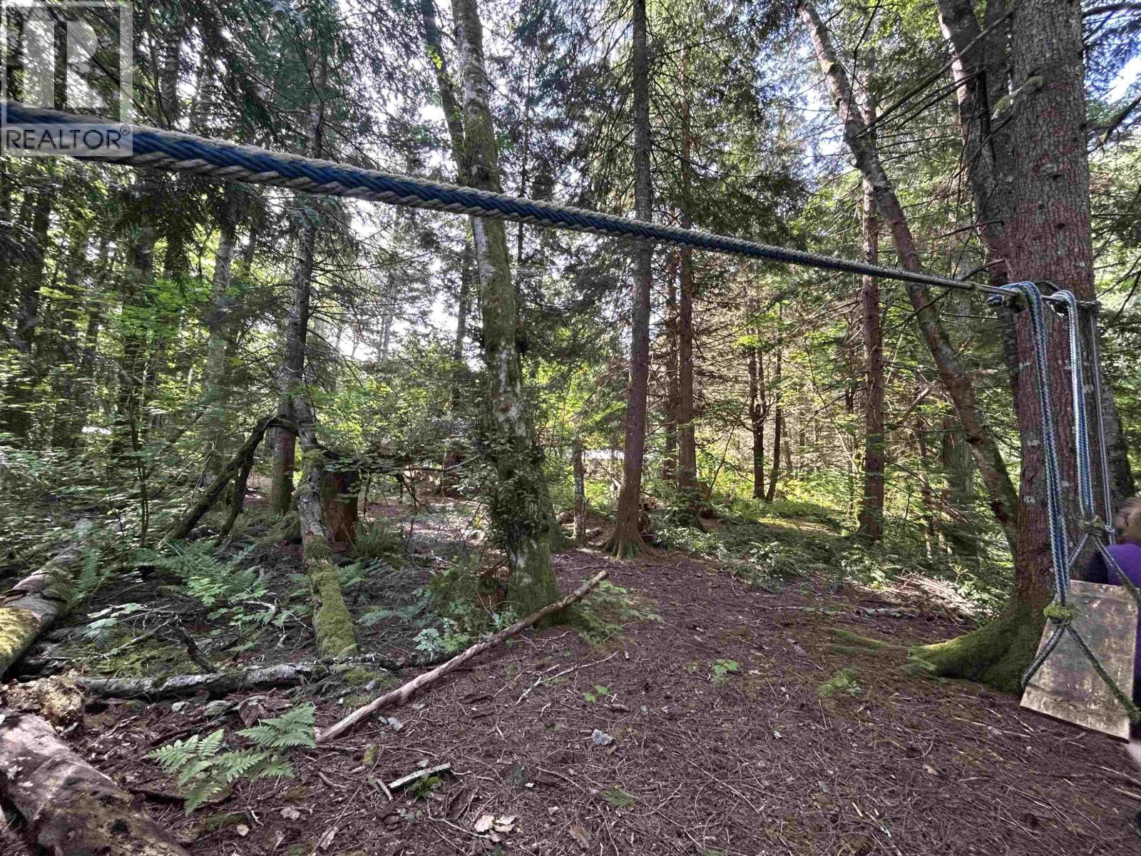 9063 PARADISE VALLEY ROAD, Squamish