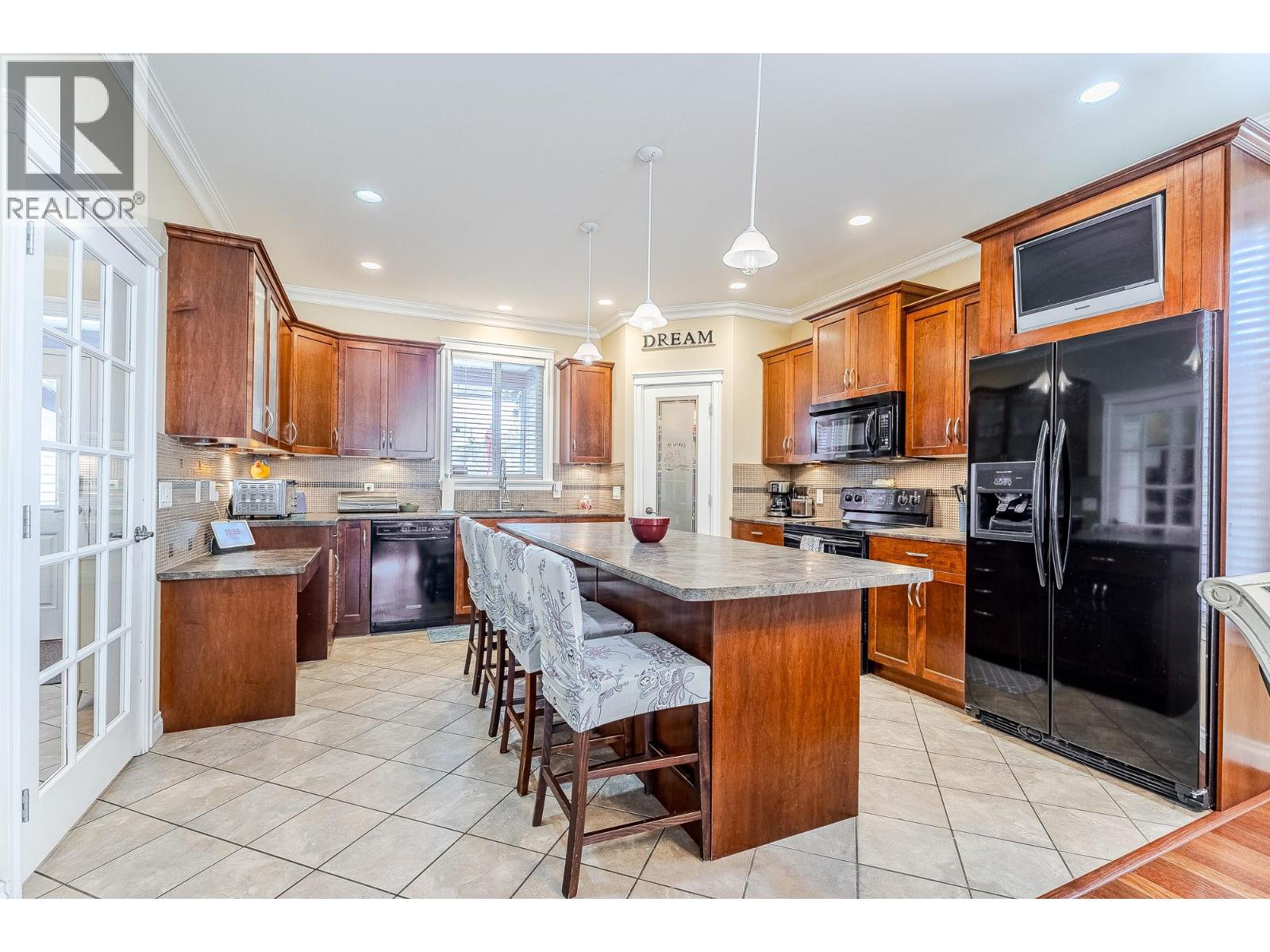 2240 JACKSON Avenue, Merritt