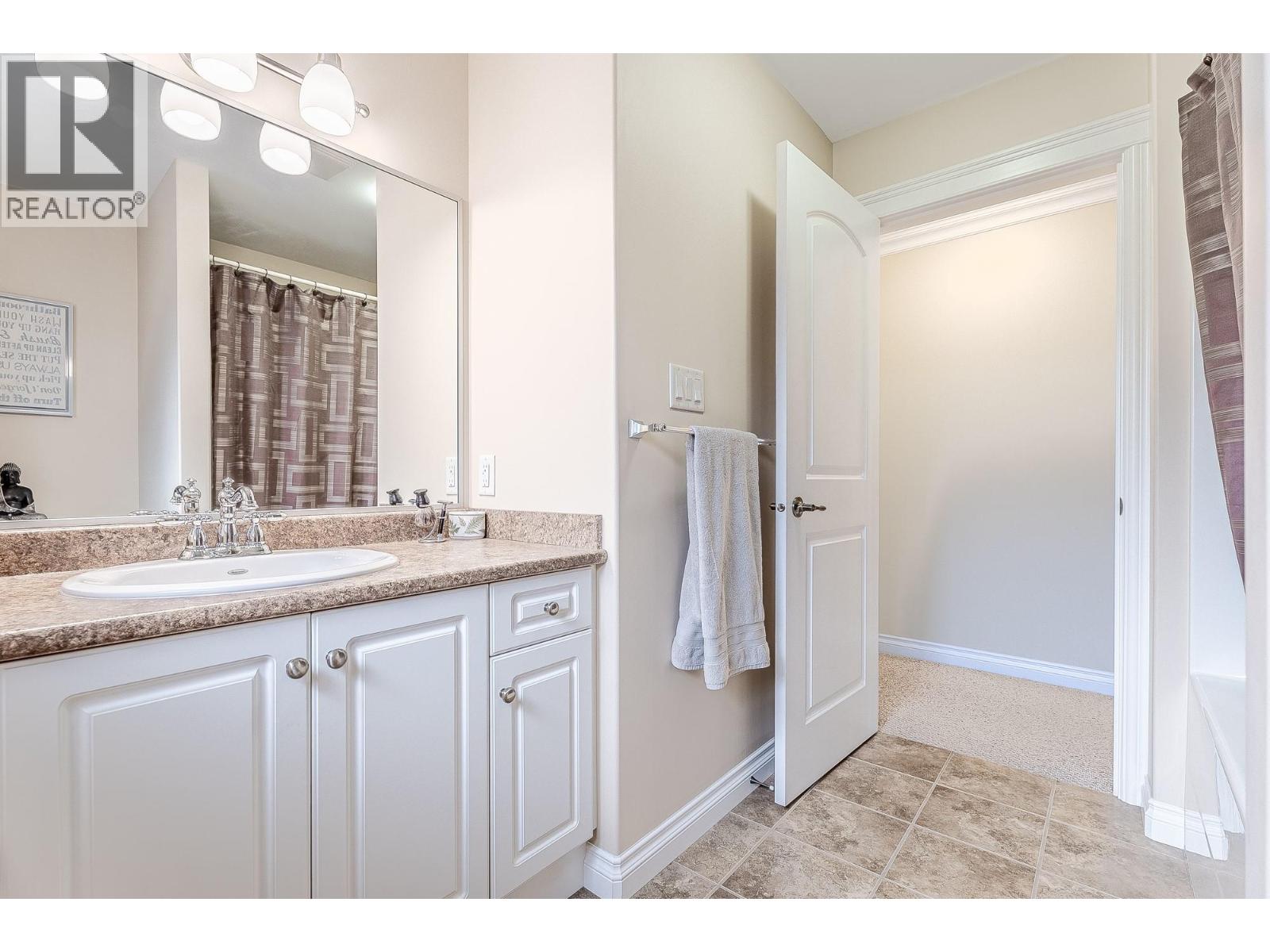 2240 JACKSON Avenue, Merritt