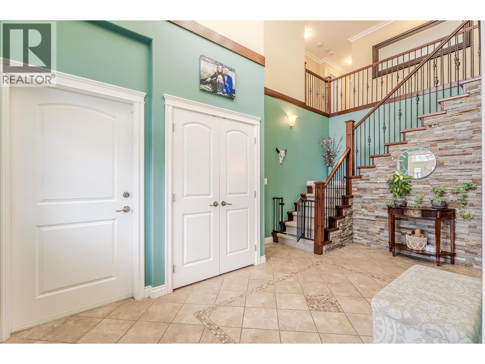 2240 JACKSON Avenue, Merritt