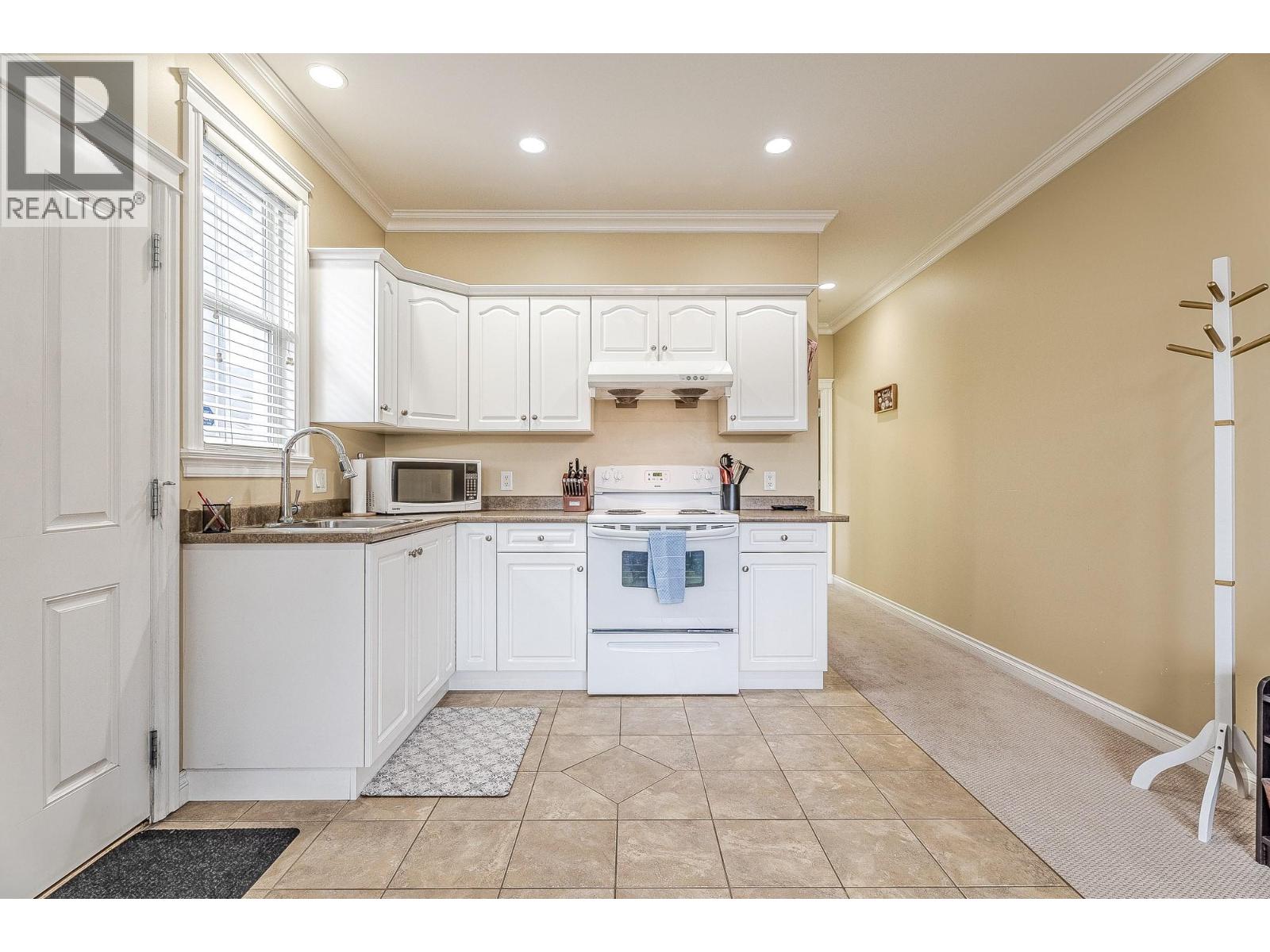 2240 JACKSON Avenue, Merritt