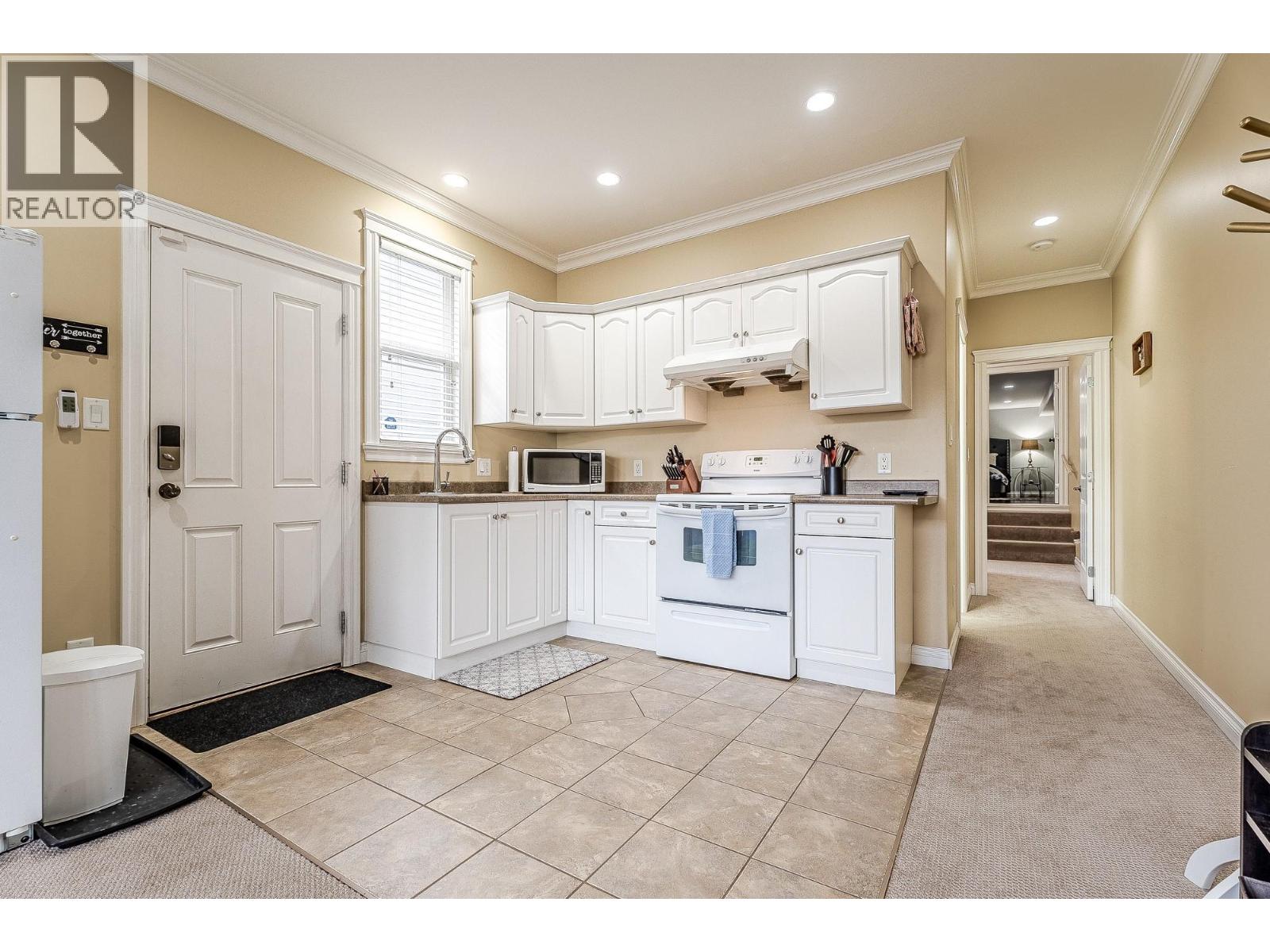 2240 JACKSON Avenue, Merritt