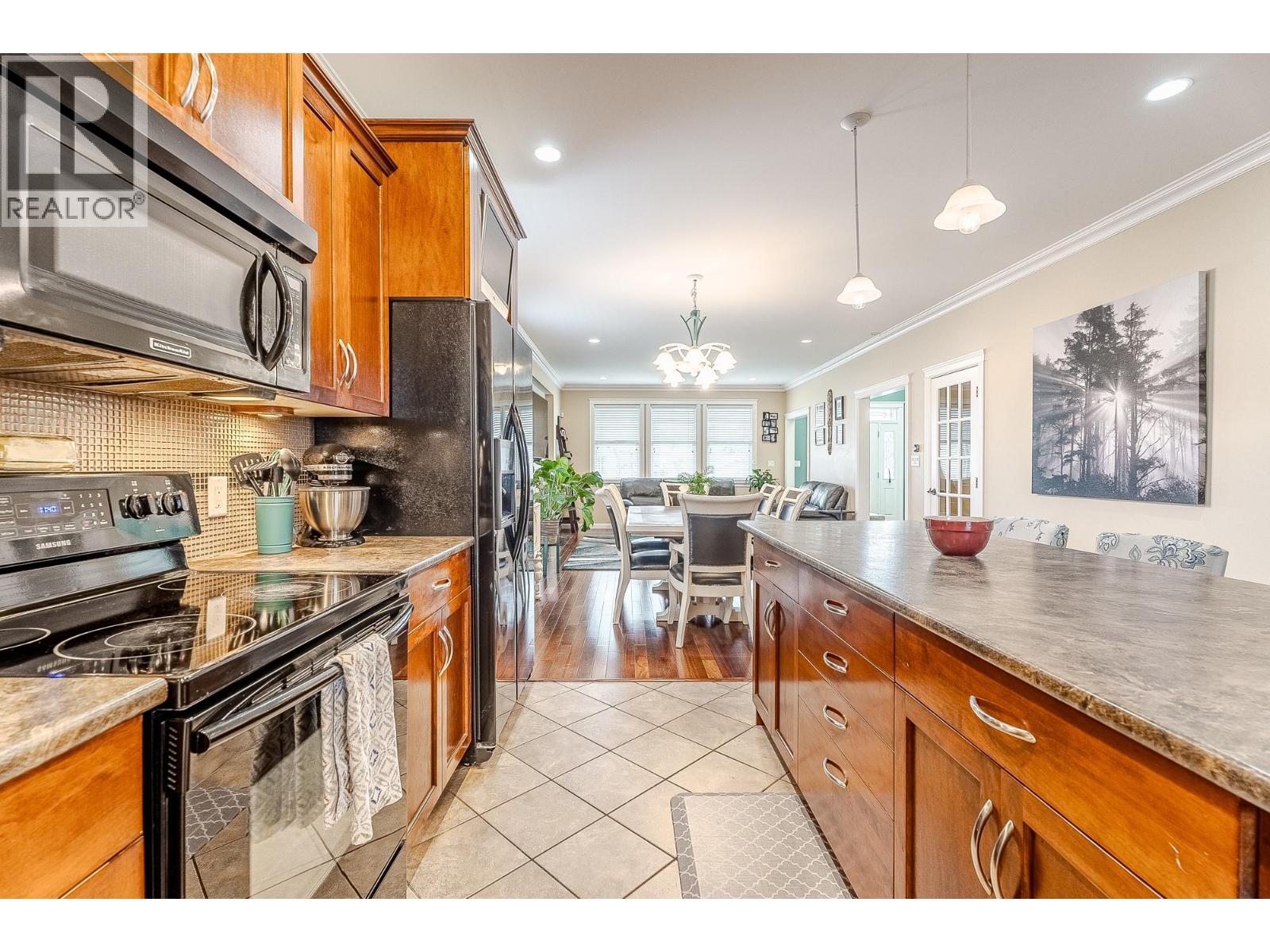 2240 JACKSON Avenue, Merritt