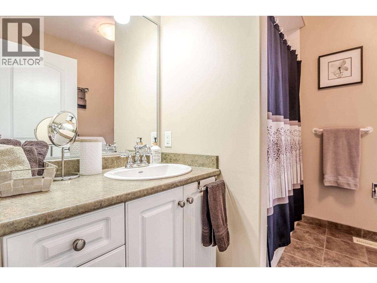 2240 JACKSON Avenue, Merritt