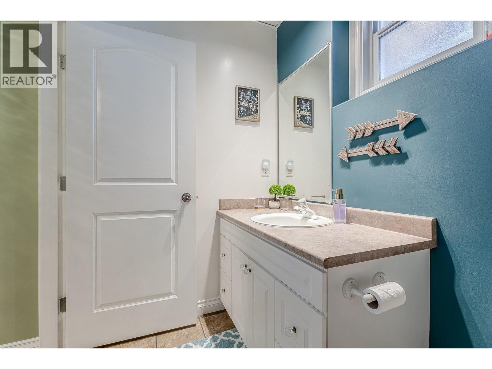 2240 JACKSON Avenue, Merritt