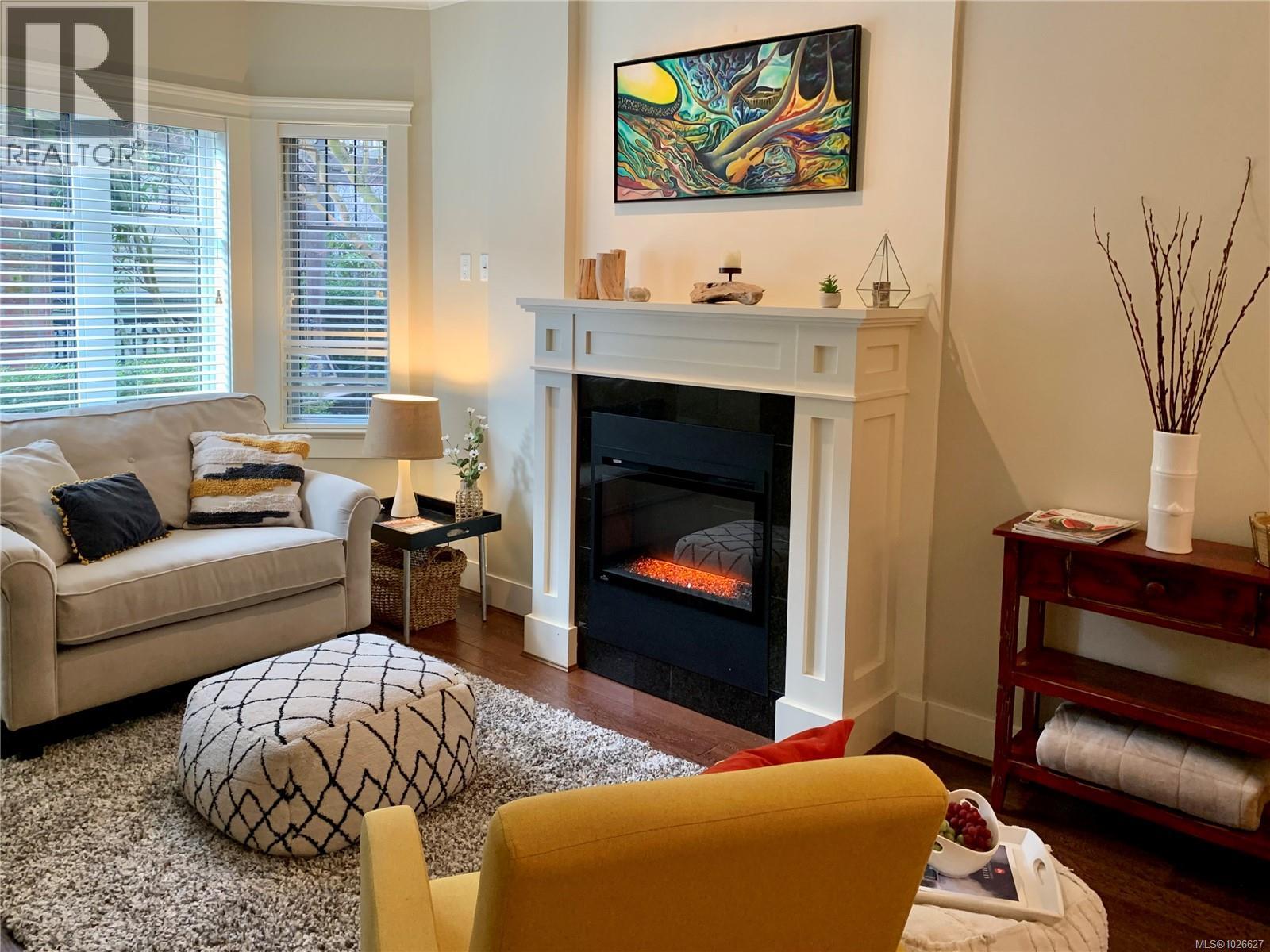 15 675 Superior Street, Victoria