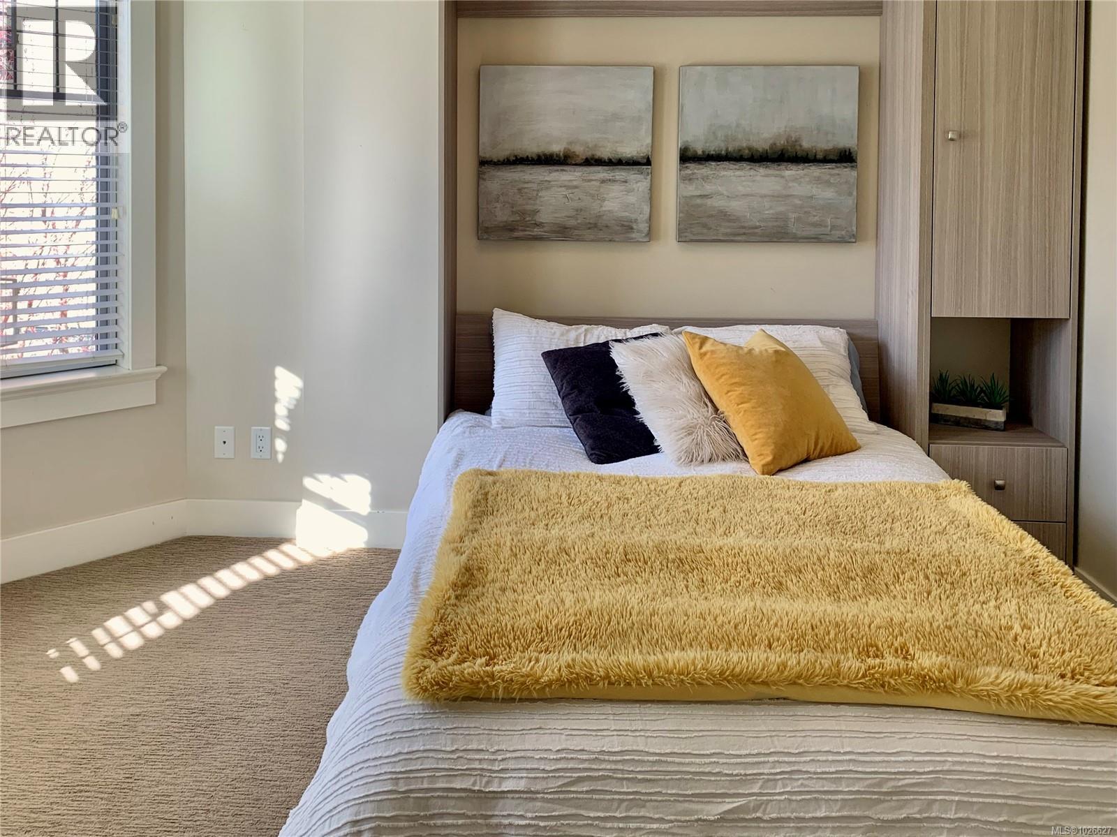 15 675 Superior Street, Victoria