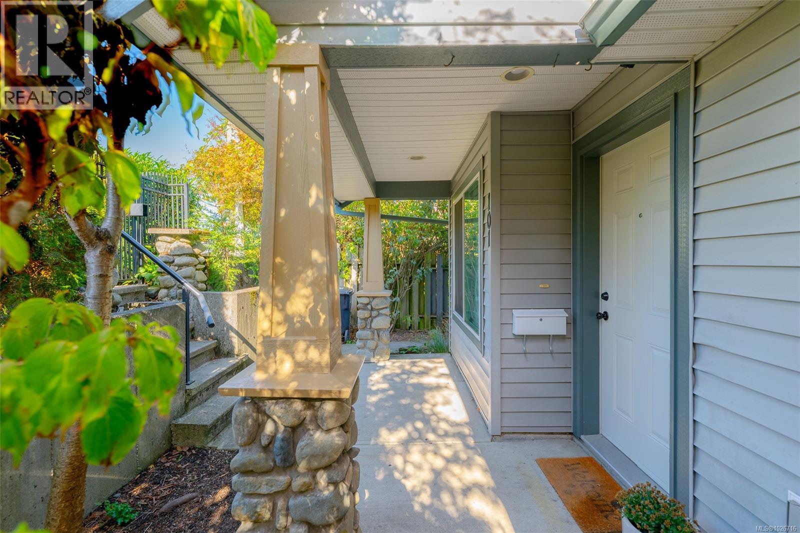 101 211 Victoria Rd, Nanaimo