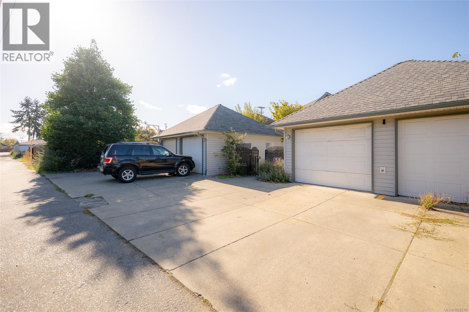 101 211 Victoria Rd, Nanaimo