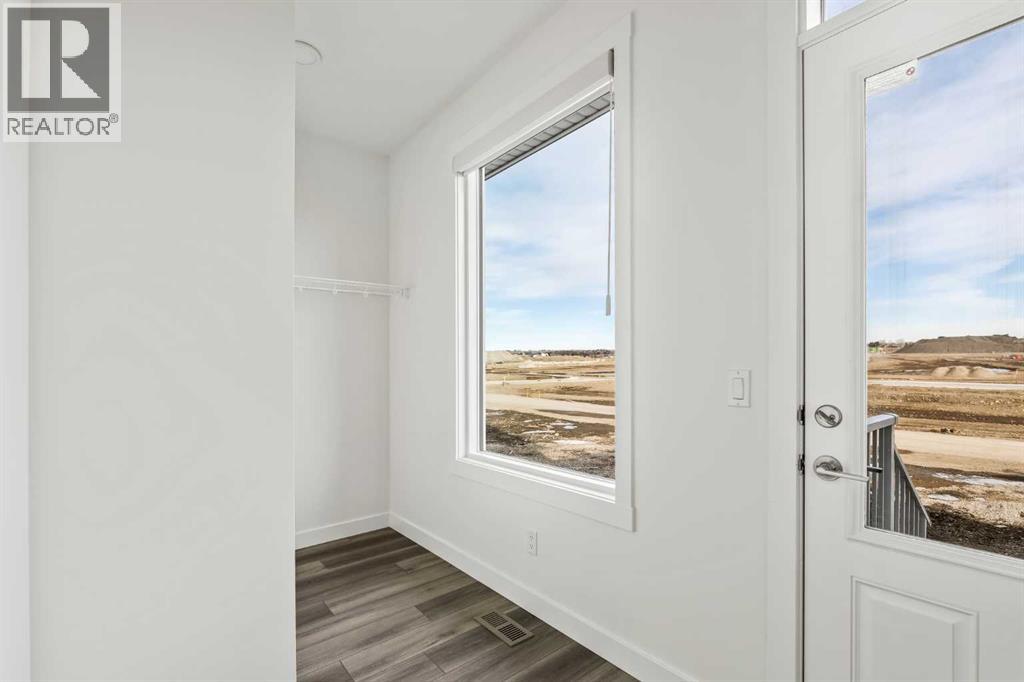 
          60 Rodelle Terrace Northwest
            <br/>
            <span>Calgary</span>
            , 
            <span>AB</span>
             <span>T3L0N3</span>
         - Photo 17