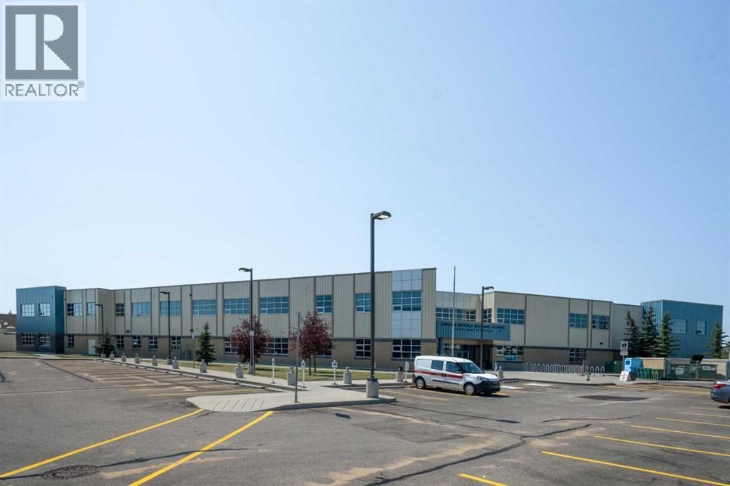 Single Family House for Sale in   Panamount Drive NW Panorama Hills Calgary 