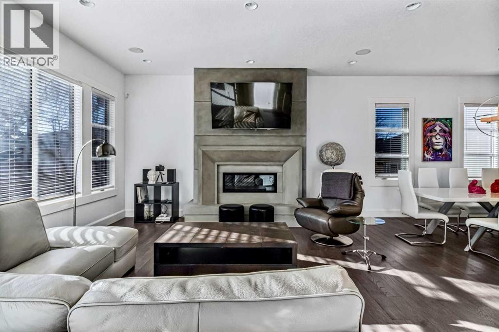 Single Family House for Sale in   Avenue NE Winston Heights/Mountview Calgary 