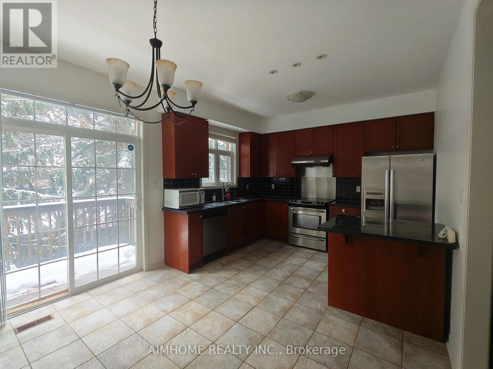 1701 Finch Unit 43 photo 3