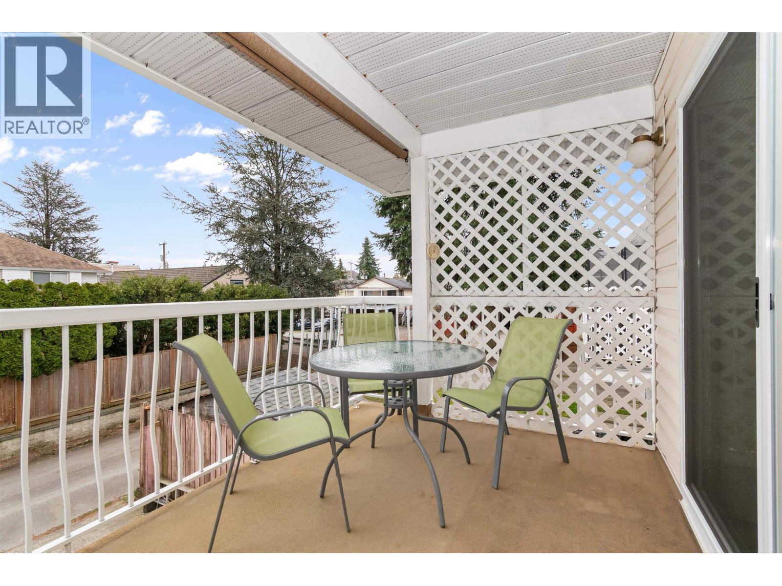 3268 VINCENT STREET, Port Coquitlam