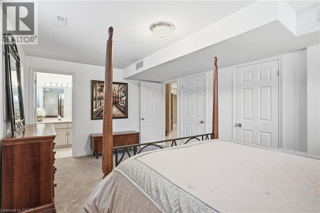 1121 FORESTVALE Drive,Burlington,,