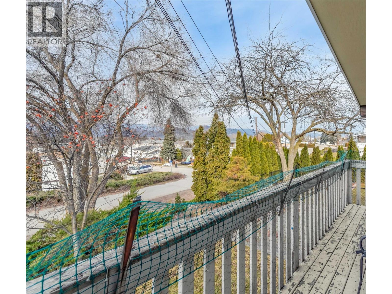  1105 Cactus Road, Kelowna