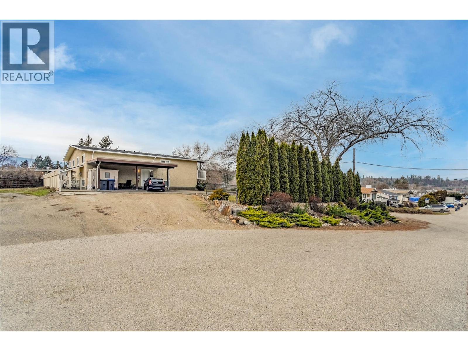  1105 Cactus Road, Kelowna