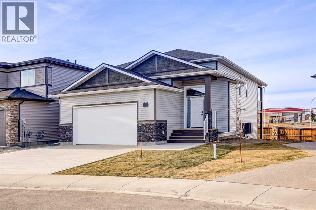 413 Rivergrove Chase W - Photo 2 of 46, Lethbridge, Alberta