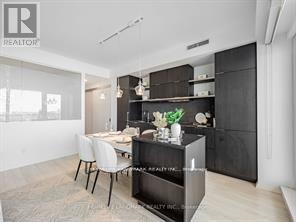 #4211 197 YONGE STREET - 10
