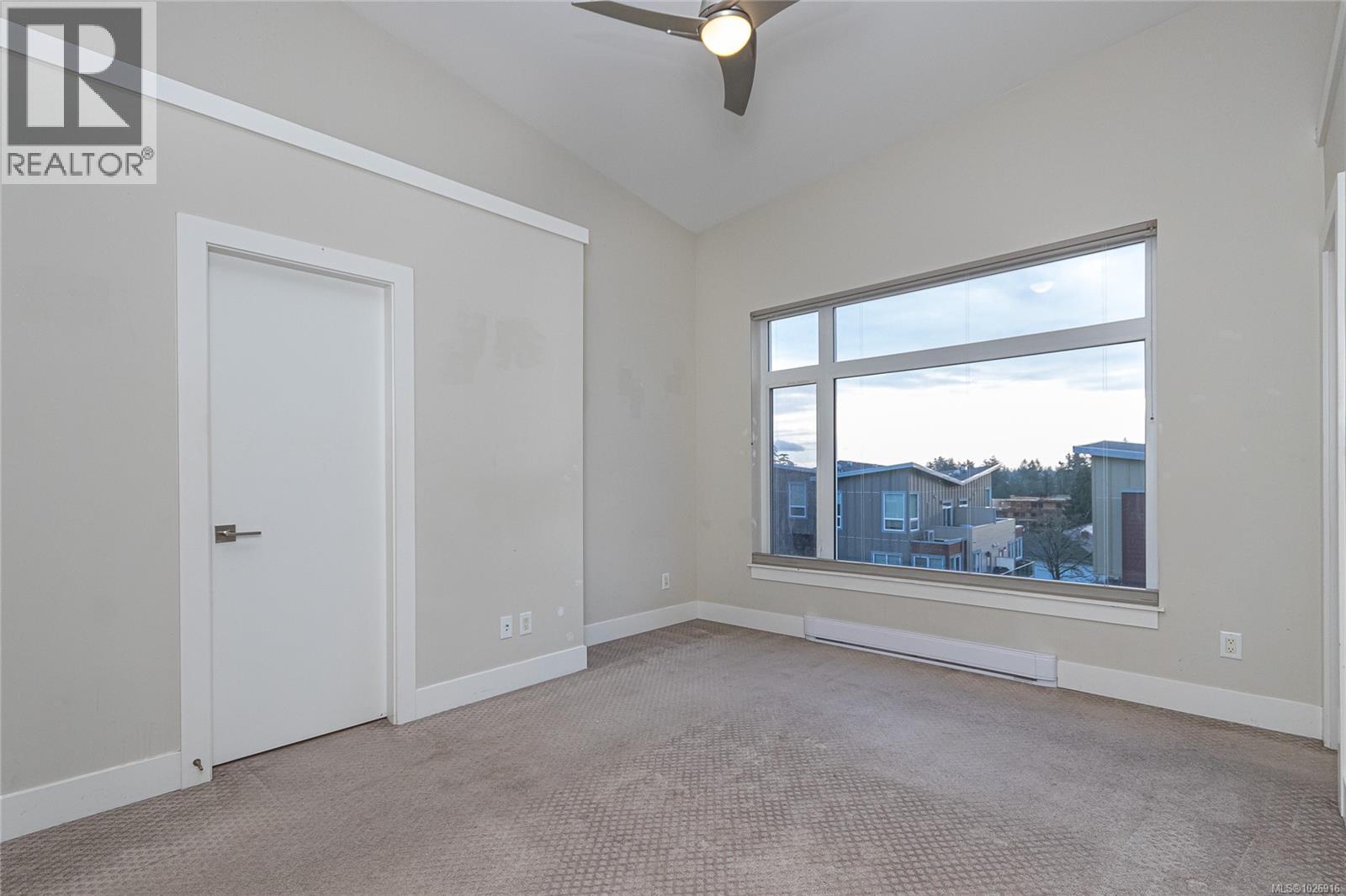 14 235 Island Hwy, View Royal