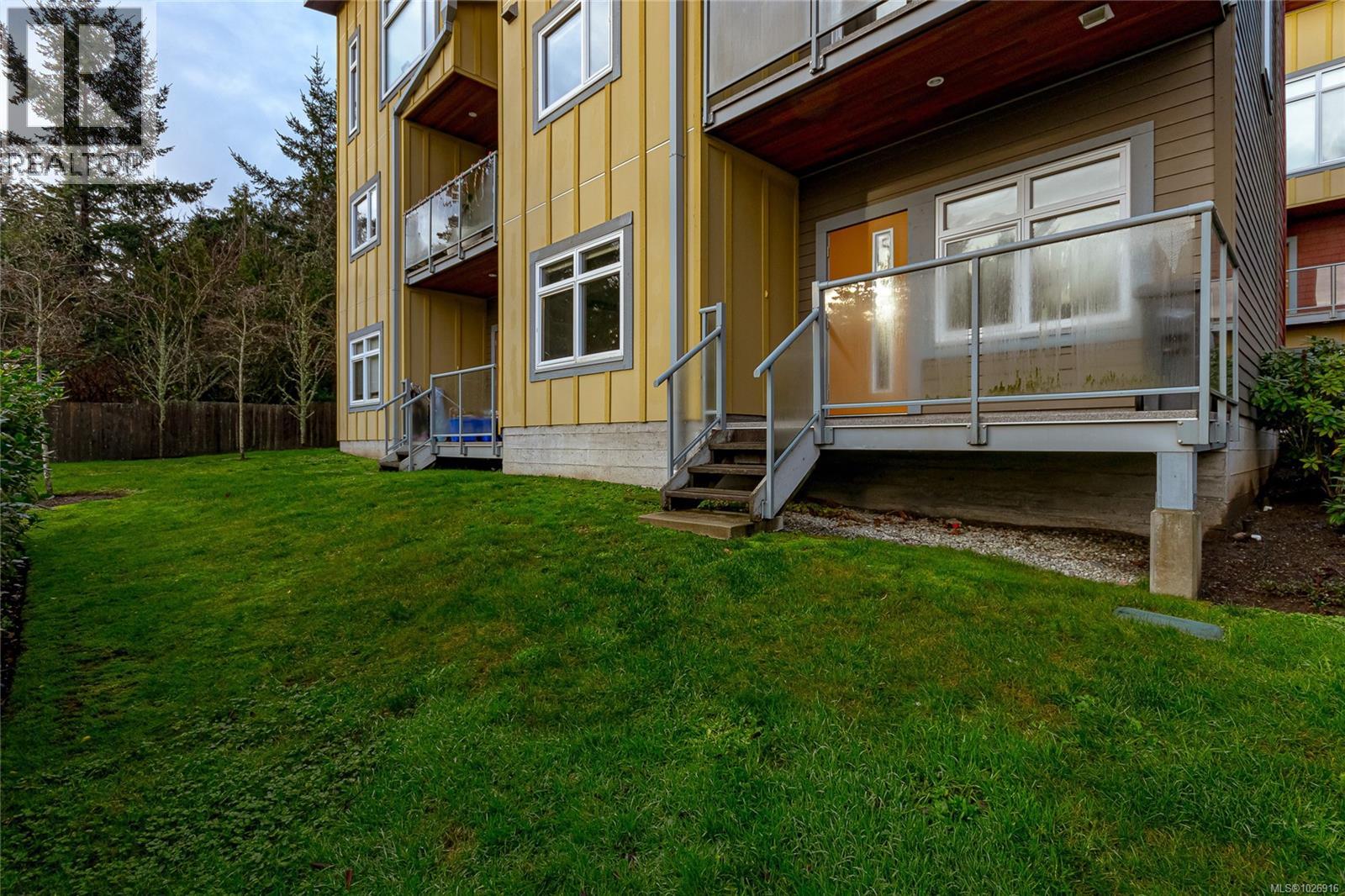 14 235 Island Hwy, View Royal