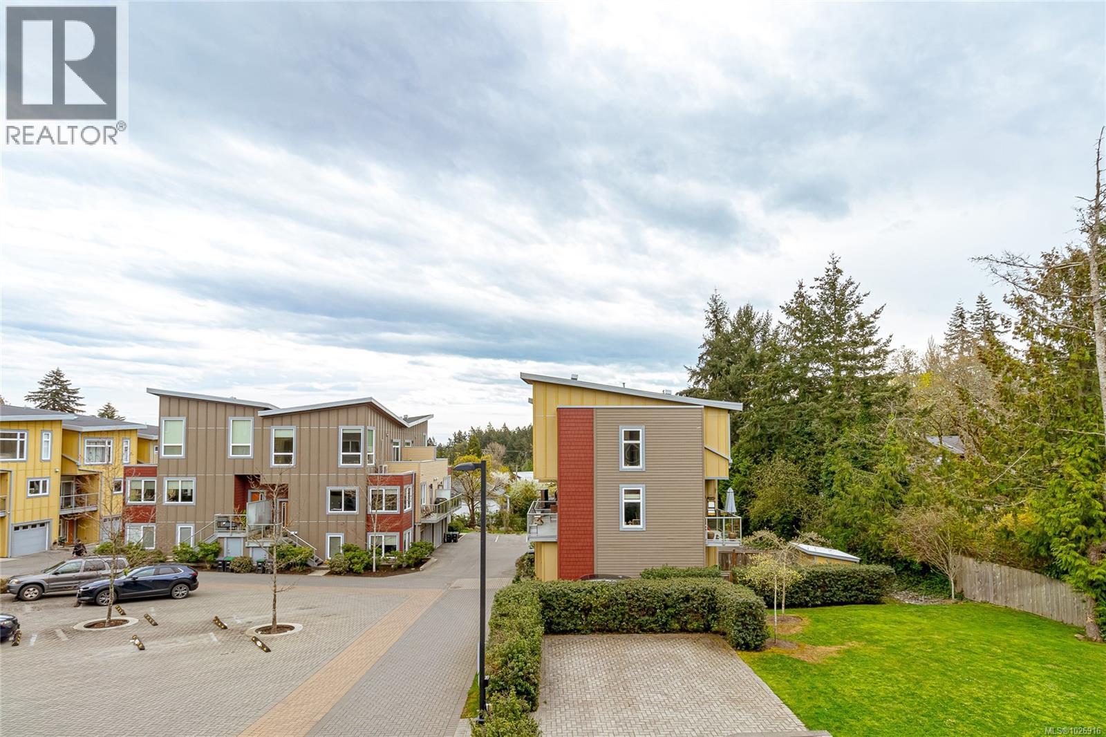 14 235 Island Hwy, View Royal